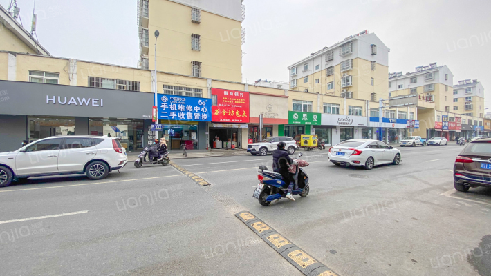 圣行街外景图