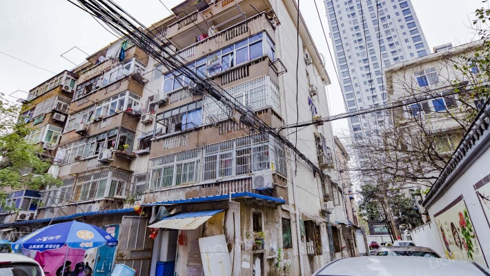 教委宿舍外景图