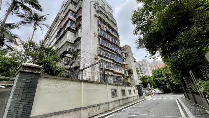 南方温泉公寓外景图