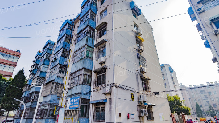 路桥小区外景图