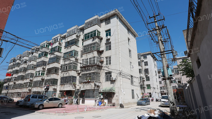 县建公司宿舍楼外景图