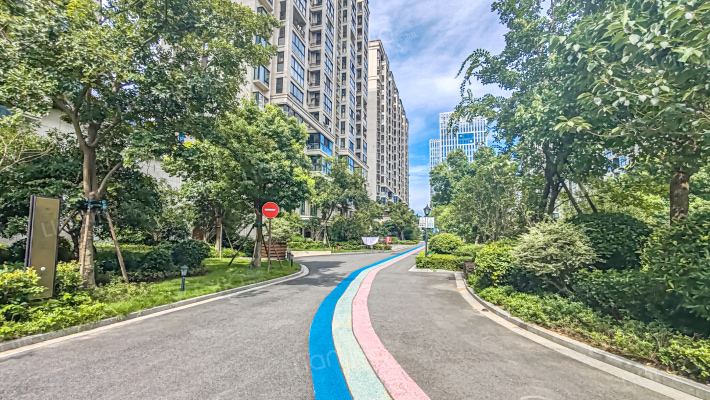 中梁首府外景图