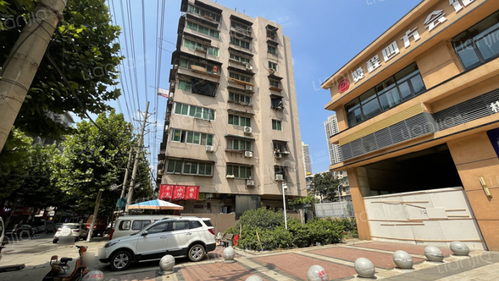 新湾路法院宿舍外景图