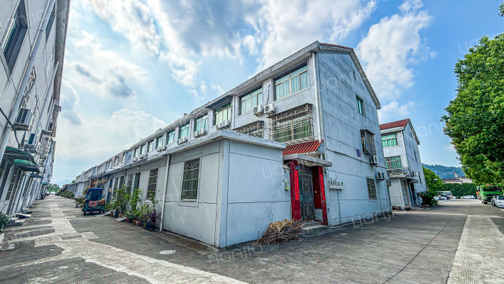 塔山小区外景图