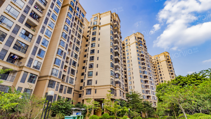 新景豪庭外景图