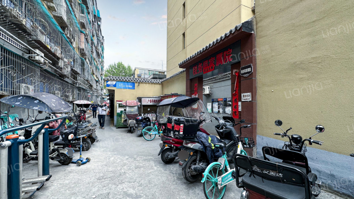 社学巷税务局家属院外景图