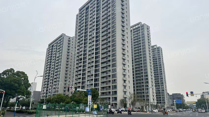 常熟宝龙广场外景图