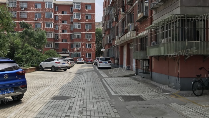 怡园小区外景图