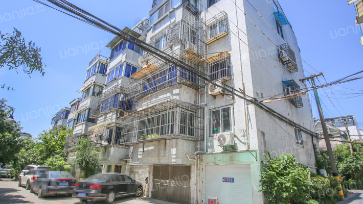 燕家巷18号外景图