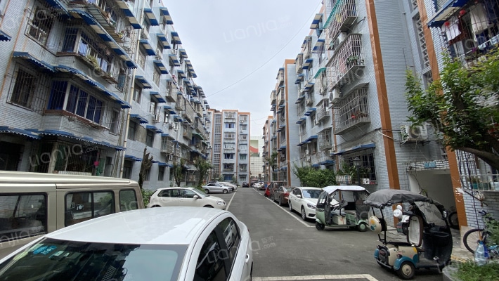 双流区教师公寓外景图