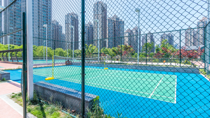 中锐星汇生活广场外景图