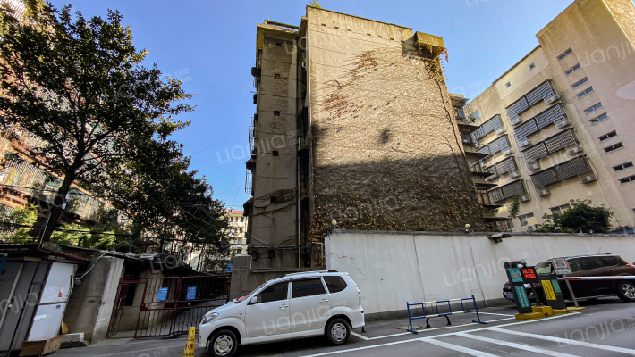 大剧院住宅楼外景图