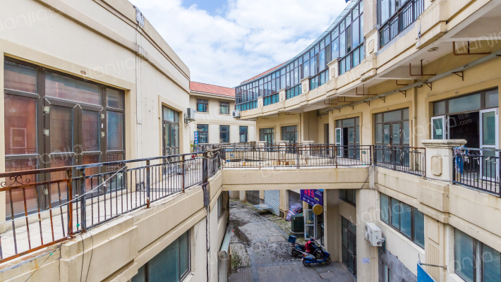 新都汇城市广场外景图