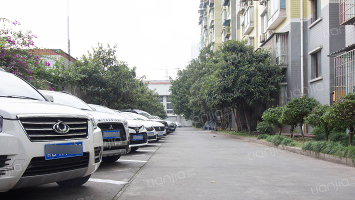 斌鑫新华苑二期外景图