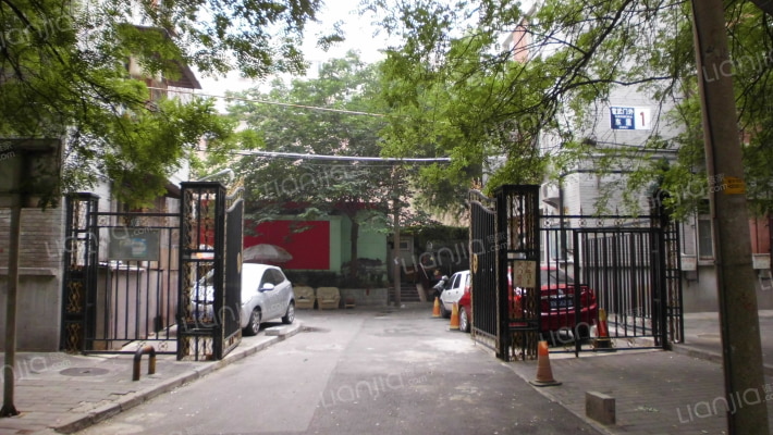 宣武门外东里外景图