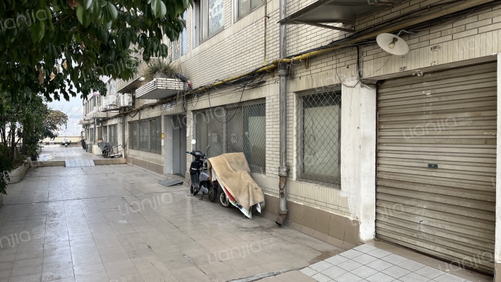 四川图书大厦外景图