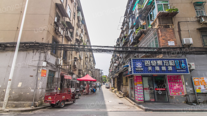 铁路七村外景图