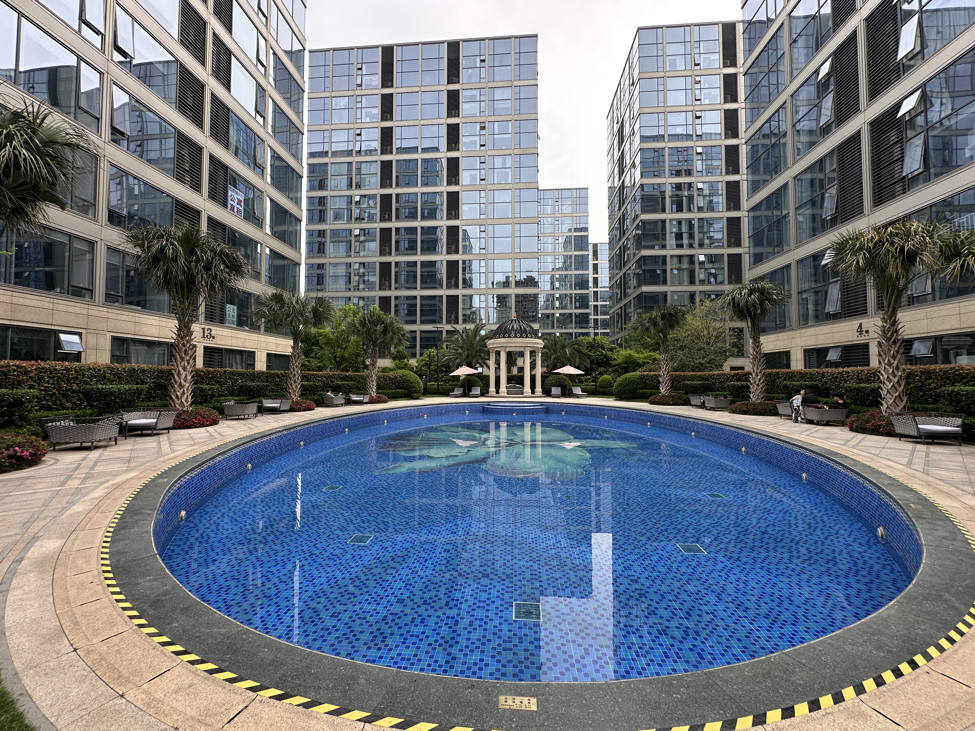同协金座小区实景 5