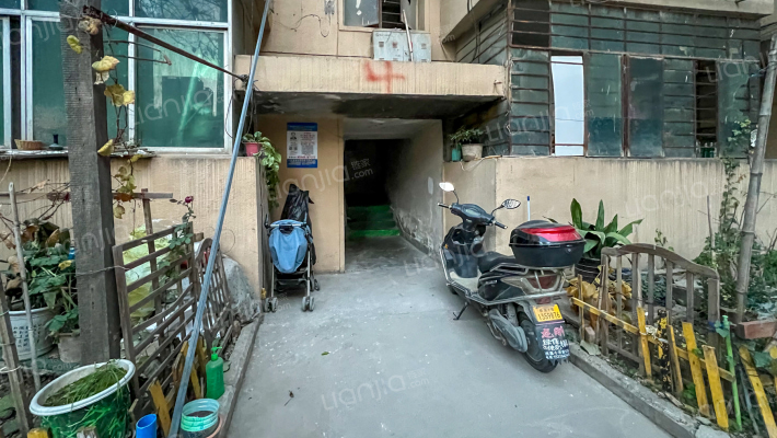 就业局家属院外景图