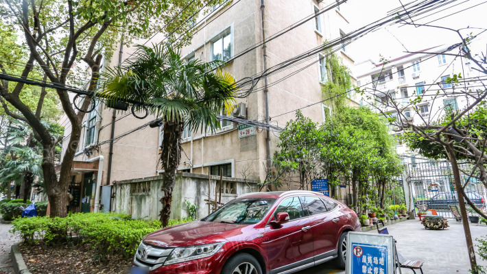 爱建小区外景图