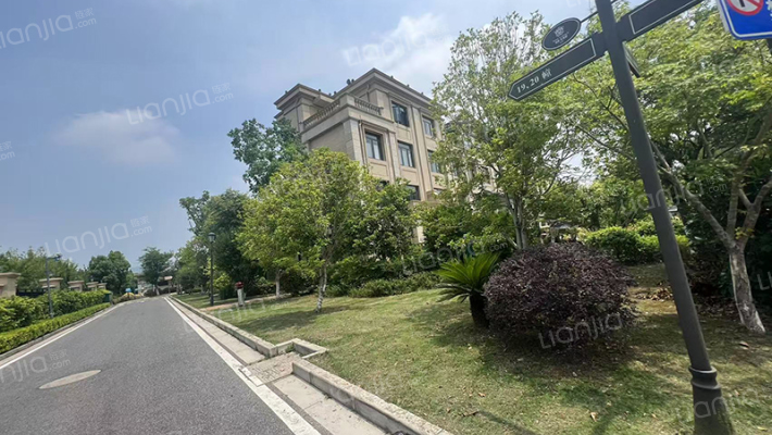 尚湖玫瑰园东区外景图