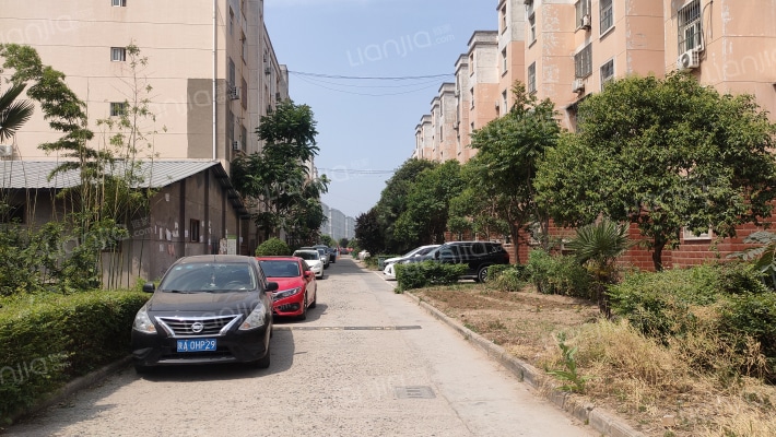 东站小区外景图