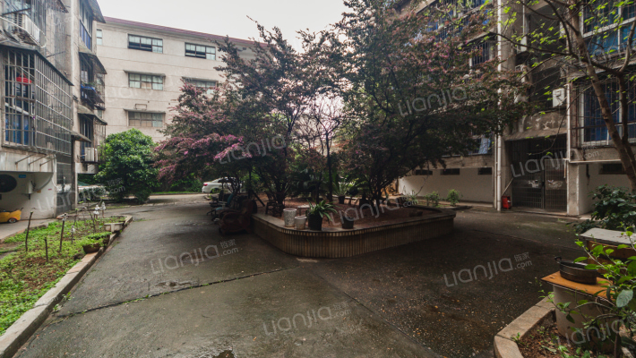 劳动局宿舍外景图