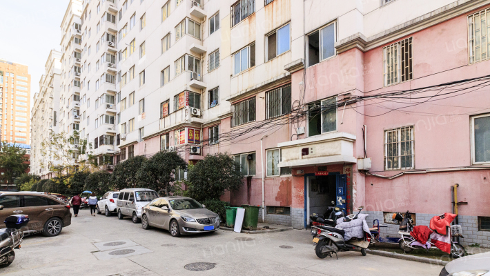 都市名座外景图