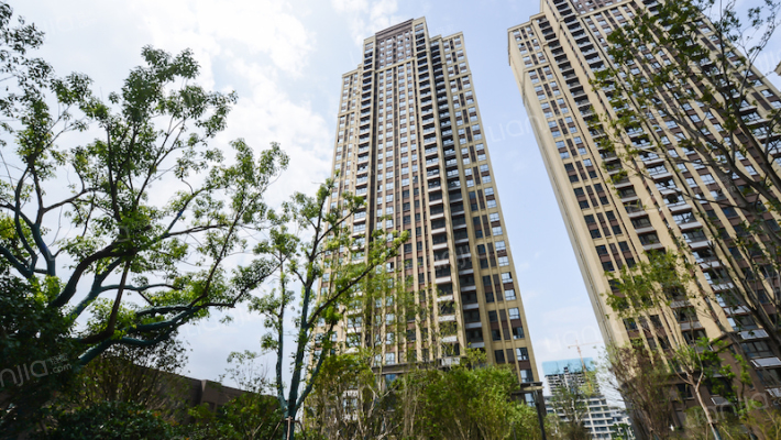 联投中心书城外景图