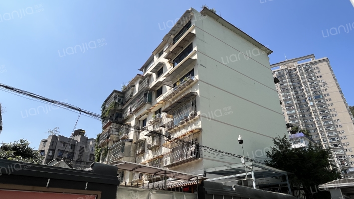 八鸽岩路138号外景图