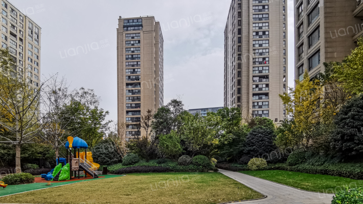 钱江御府外景图