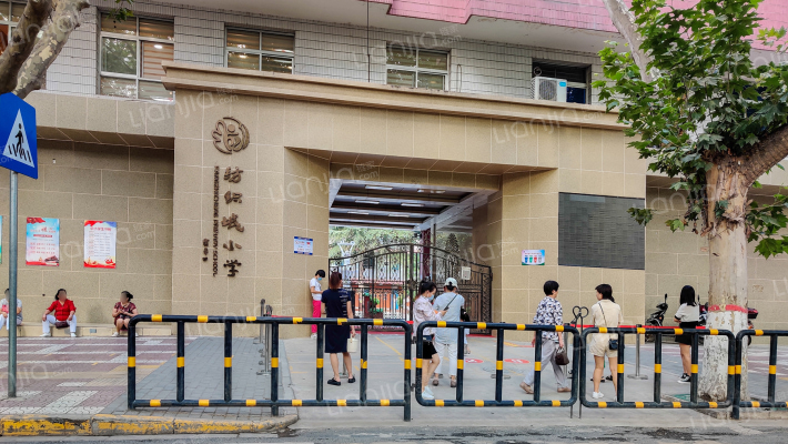 东辰濠景外景图