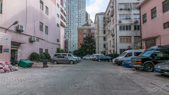 恒安大厦(石门二路333弄)外景图