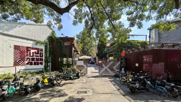 方家胡同外景图