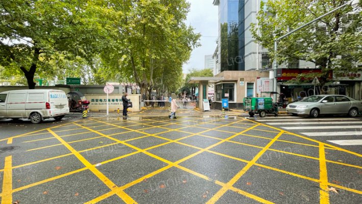 西安电力高等专科学校住宅区外景图