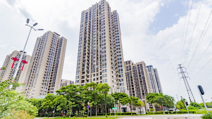 万科金域华庭三期外景图