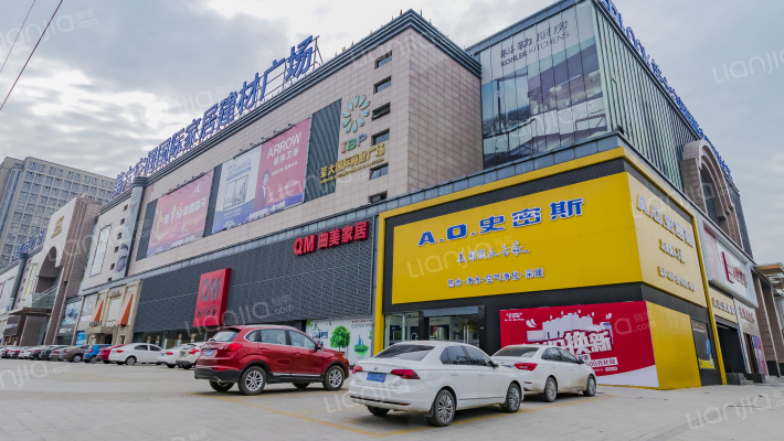 圣大商业广场外景图