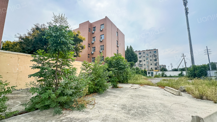 长清中学教师公寓外景图