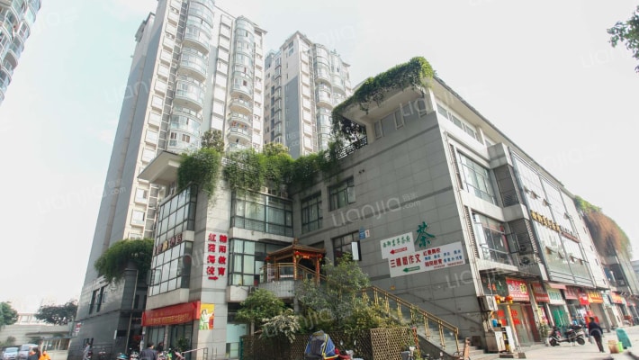 澳林春天外景图