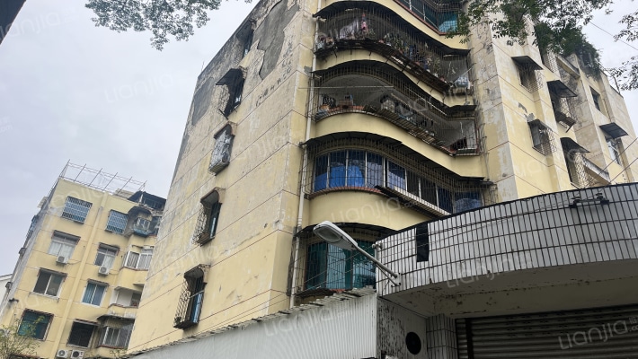 泰和巷106号院外景图