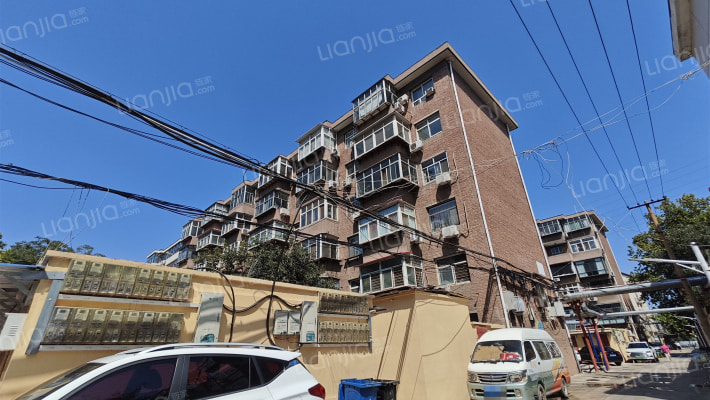 省监狱管理局宿舍外景图