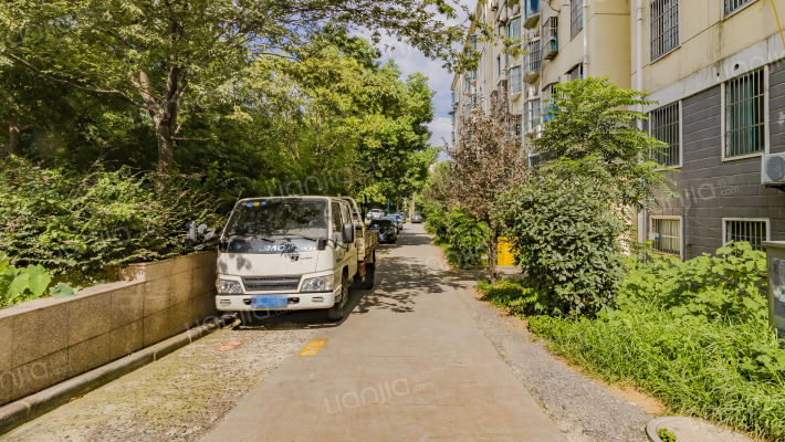 卸甲山庄外景图