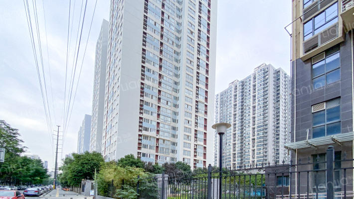 西安市残联家属区外景图