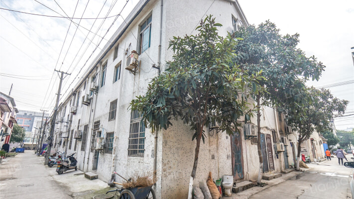 珠江小区外景图