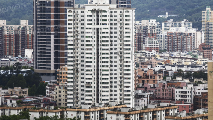 景西大厦外景图