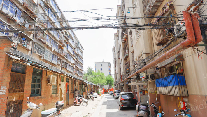 六厂前街4号院外景图