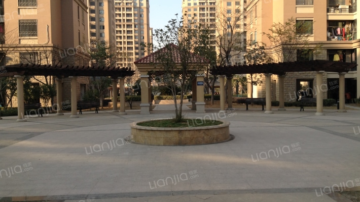 仓溢绿苑外景图