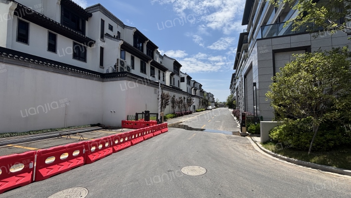 杭房首望澜翠府外景图