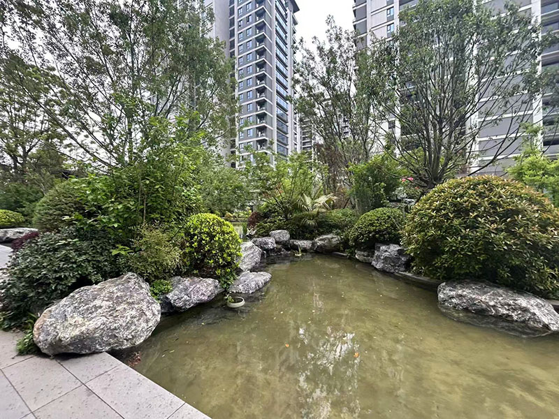 荣盛江荣府小区实景 6