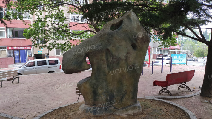 登峰街小区外景图